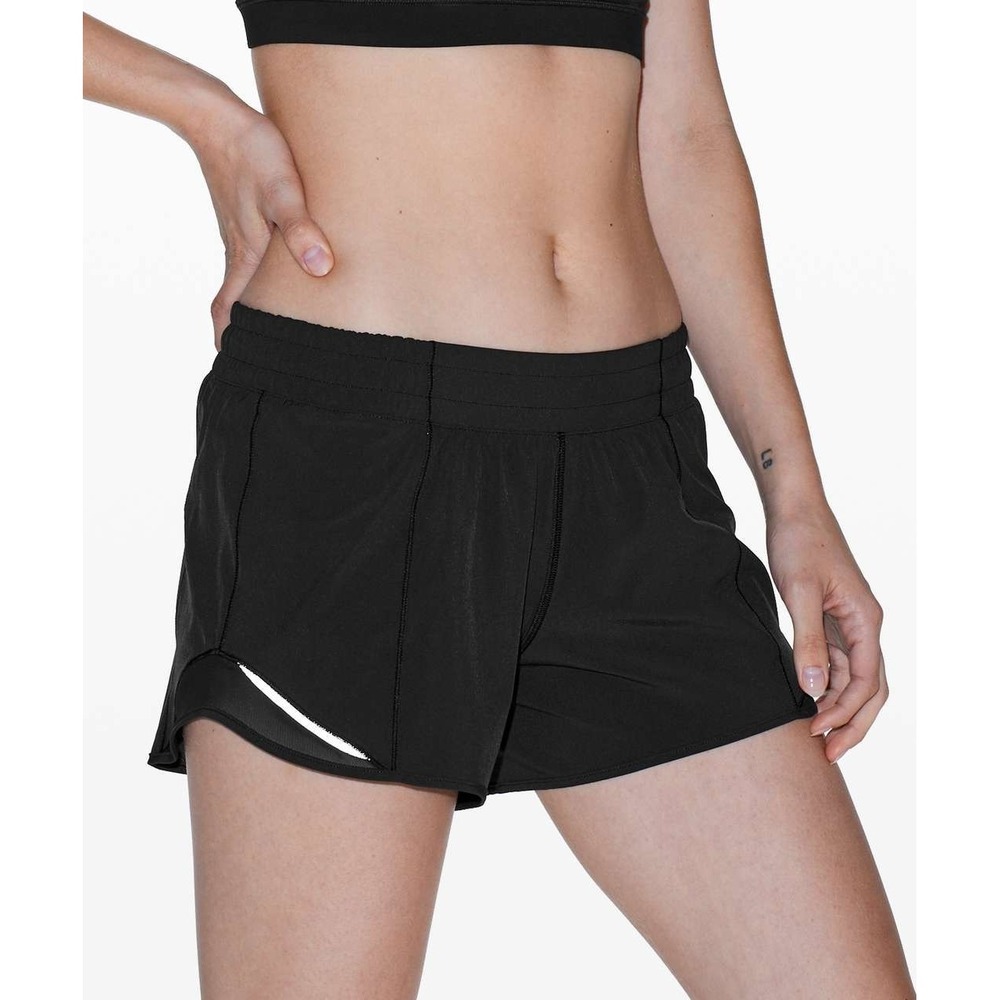 132 Lululemon Hotty Hot Short ll *Long 4" Tall